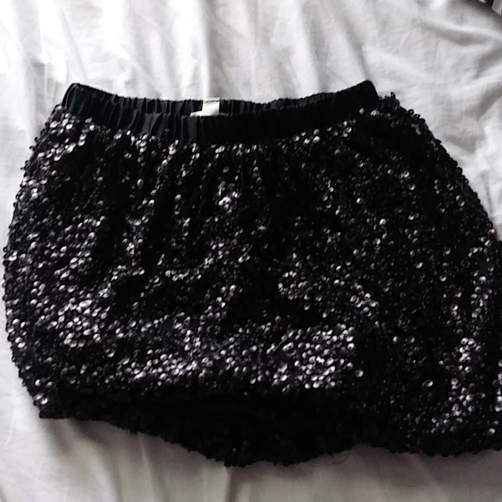 Black skirt